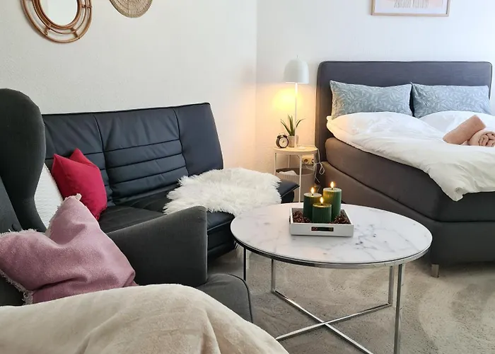 Rote Tuer - Landleben Pur! キツヒハイン